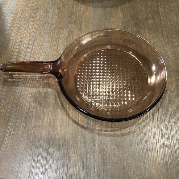 Corning USA Elegant Brown Glass Frying Pan - Picture 1 of 6